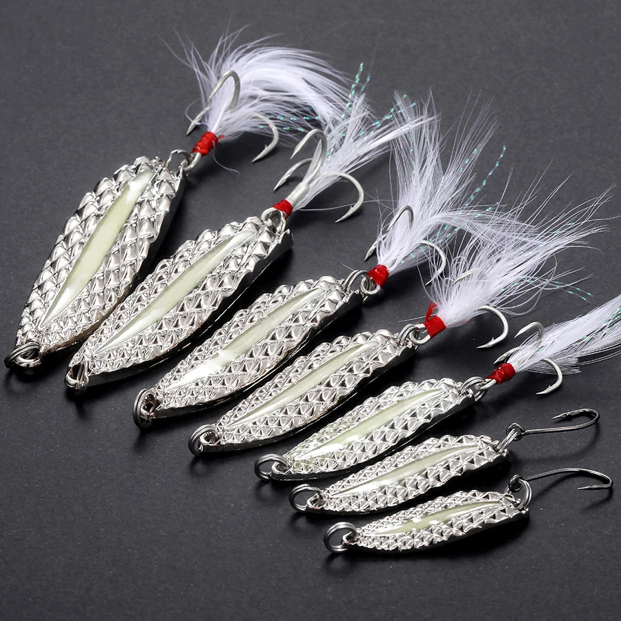 1pcs Metal Luminous Spinner Spoon Fishing Lures 2.5g-20g Sequins Spinner With Feather Treble Hook Pesca